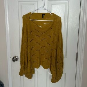 Moon & Madison knitted crotchet yellow poncho-like top